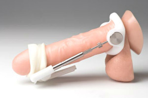 penis-extender-in-use